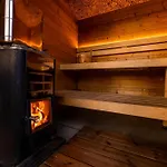 Taalihomes Metsamajake - Kadakasaun Hinnas Feriehus
